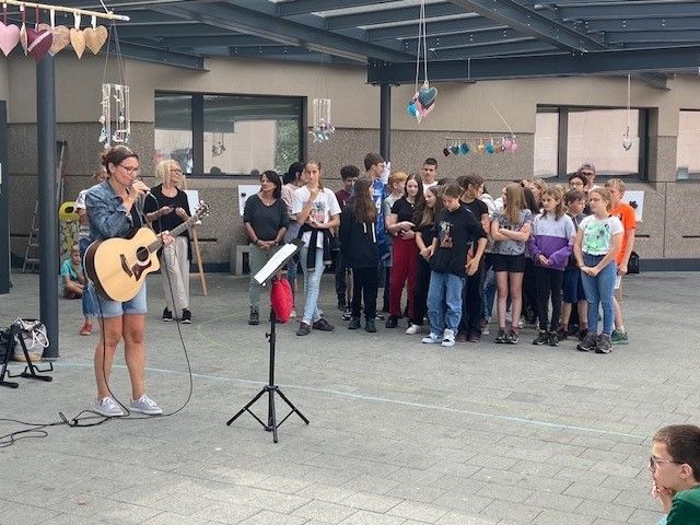 Sonderwoche der 1. Klassen - Ein Herz und eine Seele, oder doch lieber hart, aber herzlich?