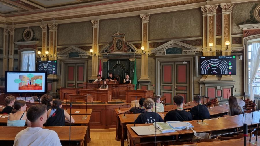 Jugendparlament im Kantonsratssaal