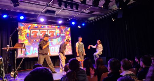 Theaterbesuch der S1b und R1b